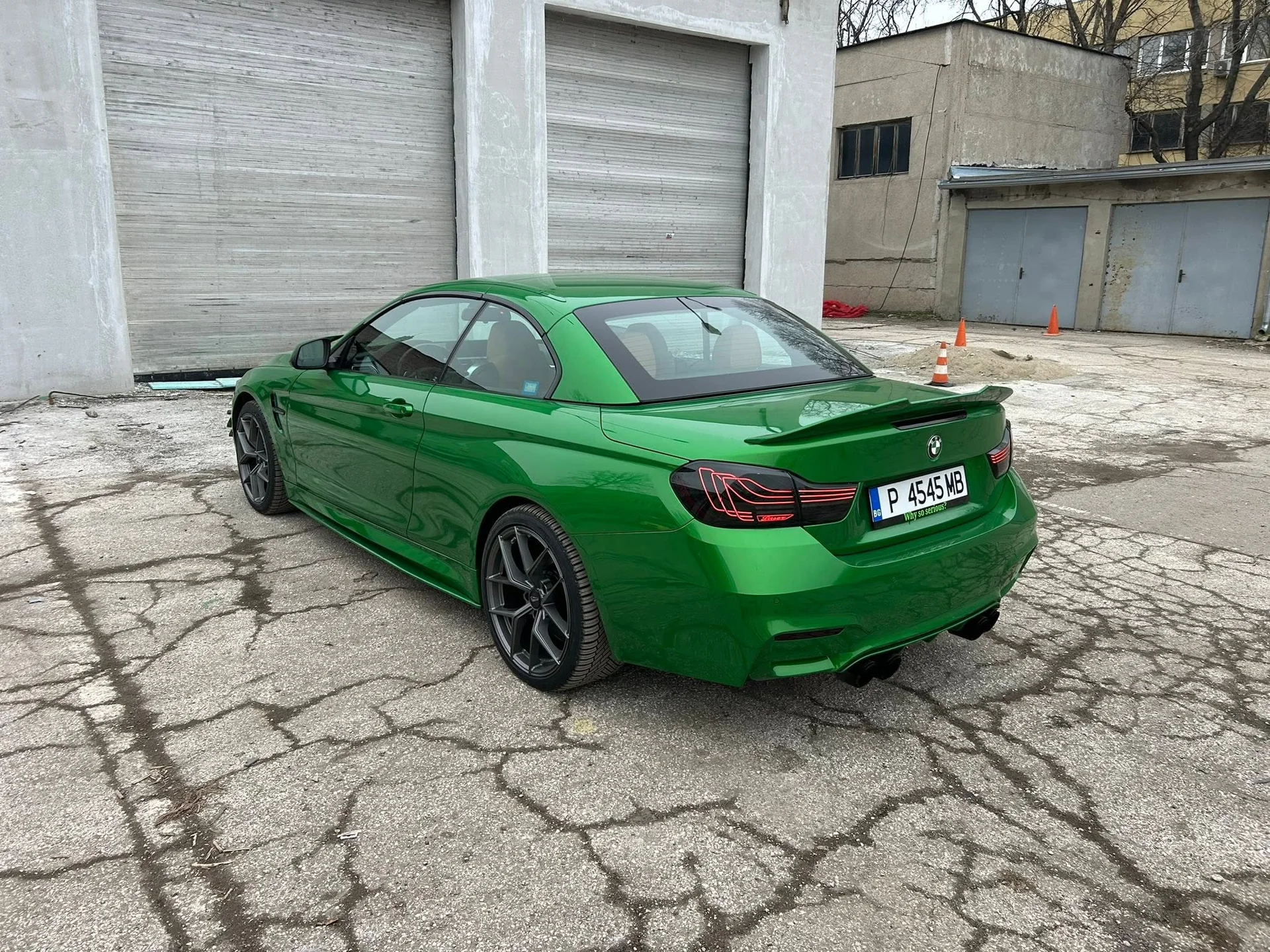 Зелен BMW след боядисване