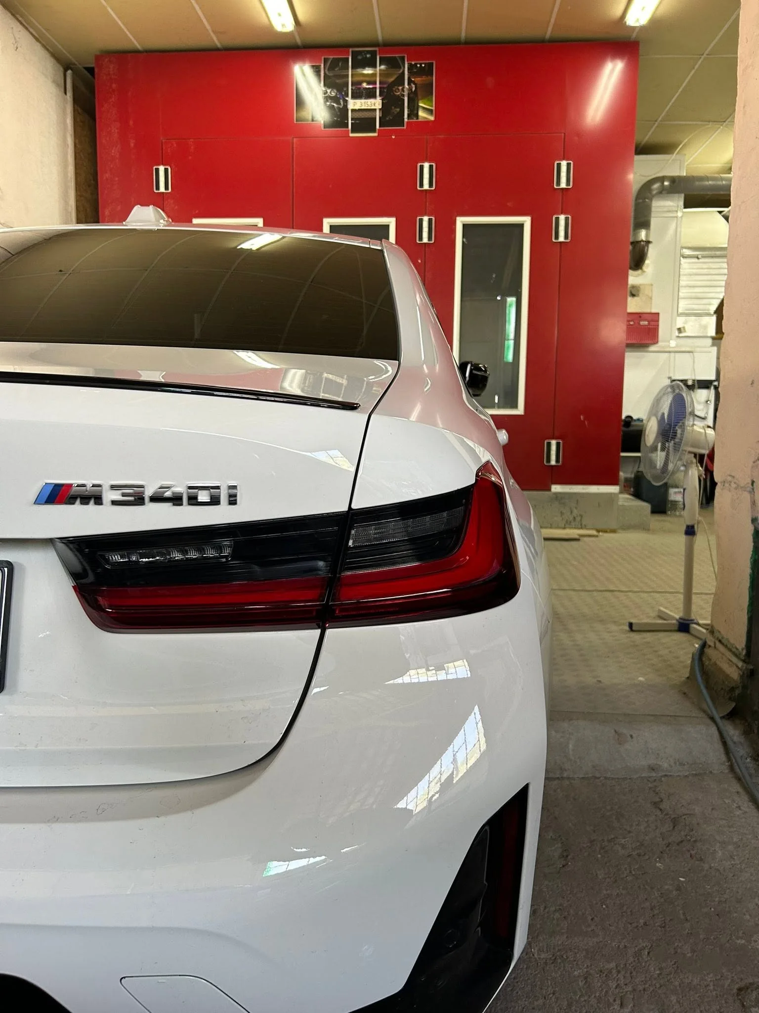 MA Car Painting работна среда
