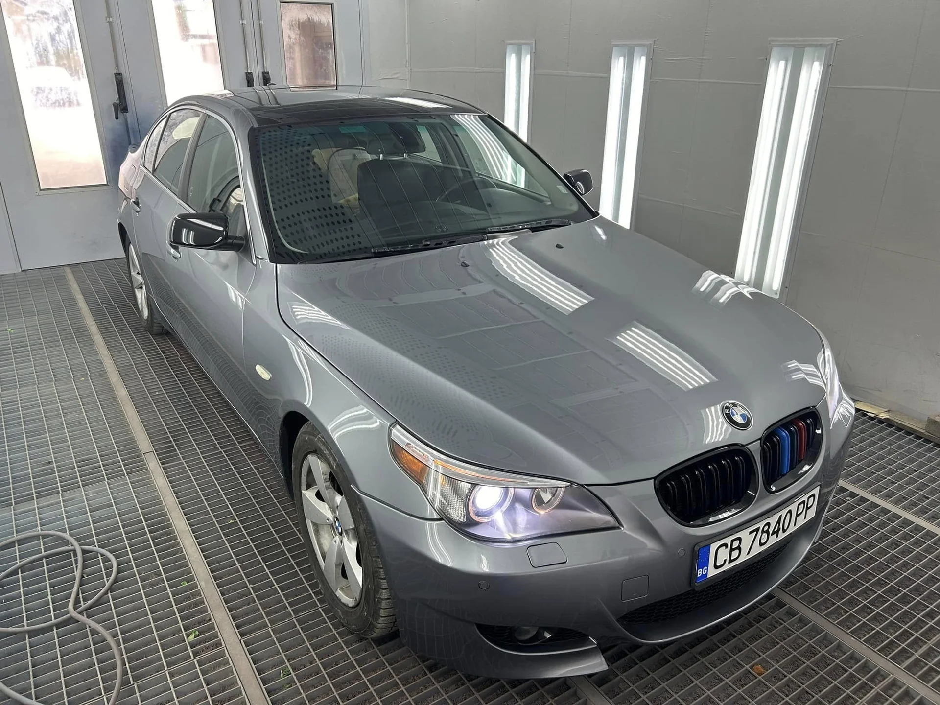 BMW в бояджийна камера